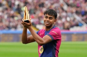 辽宁男篮三连胜王哲林状态火热