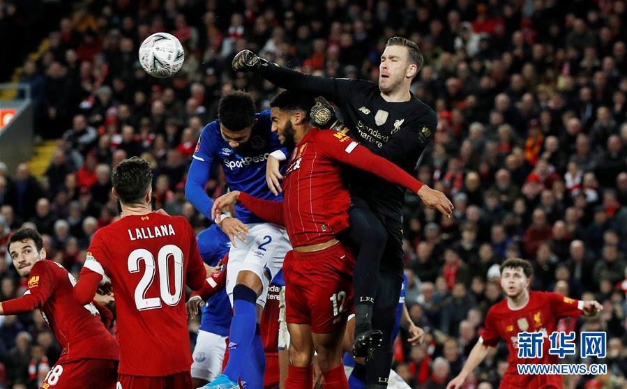 埃切韦里冬窗回河床？记者：经纪人和曼城都没有进行相关讨论