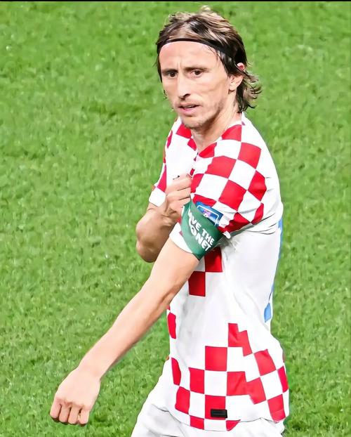 媒体人谈小杨被打脸但没吹：原以为世上只有CBA裁判才能吹出种球